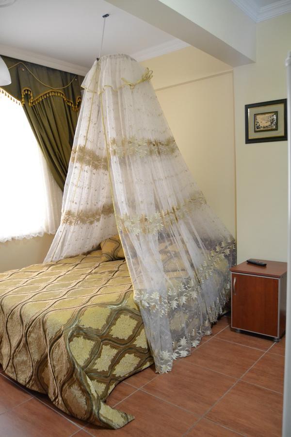 Manyas Suit Motel อาฟซา อดาซิ ภายนอก รูปภาพ
